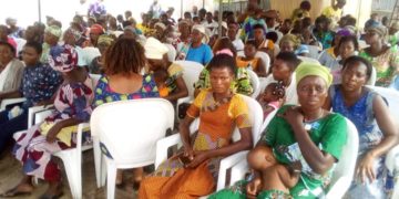 16 jours d&rsquo;activisme contre les violences faites aux femmes au Bénin : REPSFECO-Bénin sensibilise les  femmes de Vossa sur les différentes lois anti-VBG   