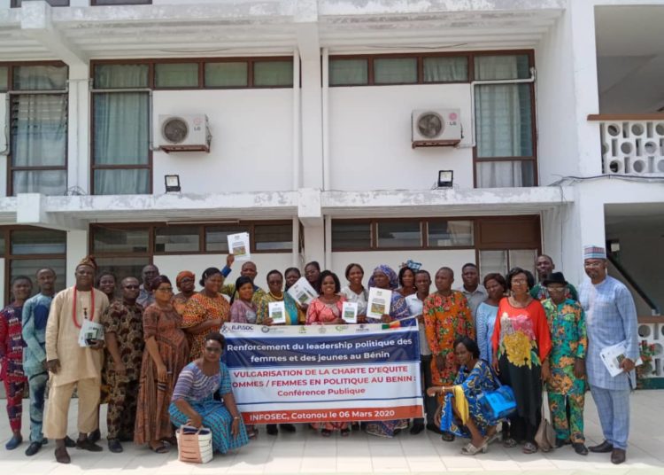 Promotion du leadership féminin : Social Watch vulgarise la Charte de l’équité Hommes / Femmes en Politique