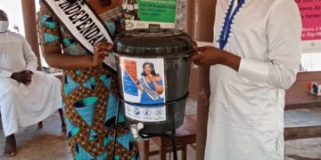 Covid 19 /appui à la prévention au sein des couches défavorisées : Miss Indépendance 2019, DADOH Conceptia vole au secours du Centre des Sourds d’Adjarra