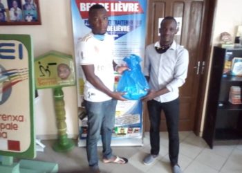 Lutte contre la COVID-19 au Bénin, Les responsables de la marque Îlè ifê Africa offrent un impressionnant lot de masques à L’ONG Emergenza Sorrisi