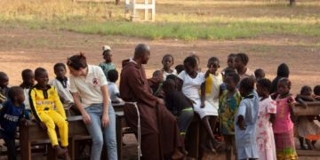 Journée mondiale des victimes de la traite des êtres humains: aucun enfant n&rsquo;est sorcier au Bénin dixit le frère Auguste Agounkpe de l&rsquo;ONG Franciscains Bénin