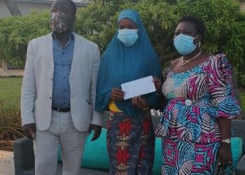 Bénin / Pour avoir sauvé la vie à cinq personnes : Sakina HAROUNA  honorée par les défenseurs des droits de l’homme du Bénin