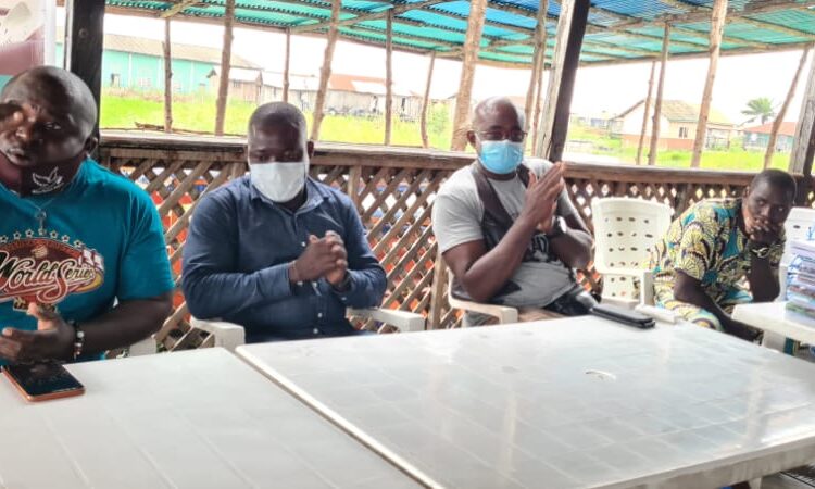 Handicap: Don de kits scolaires aux enfants handicapés par  plusieurs organisations.