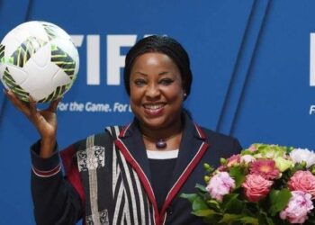 Afrique / Sport féminin : « Femmes, ne vous sous-estimez pas », lance la SG de la FIFA, Fatma SAMOURA
