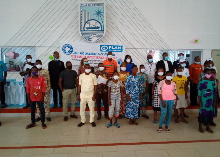 Formation des jeunes leaders du marché dantokpa: Médecins du monde et Plan International Bénin promeuvent le droit des filles