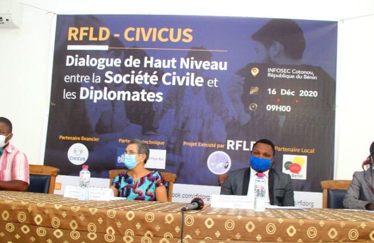 Bénin / Droits de l’homme et espace civique: Le Réseau des Femmes Leaders initie un dialogue de haut niveau entre Société civile et diplomates.