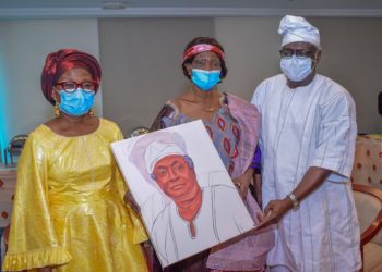 Célébration des mérites du doyen des juges de la Haute Cour de justice: Marie-Cécile Zinzindohoué honore le président Ousmane Batoko