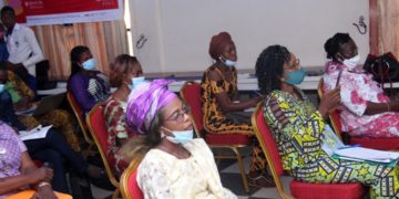 Bénin / Fonds pluriannuels du projet Voix et Leadership: 10 organisations de défense des droits des femmes reçoivent des financements de OXFAM au Bénin
