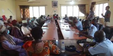 Bénin/Lutte contre les mariages précoces dans la commune de Bembéréké: Une séance de travail a réuni cadres et autorités religieuses à ce sujet à la Mairie de Bembéréké sous la houlette de Zacharie Adam, Chargé de Mission du Préfet.
