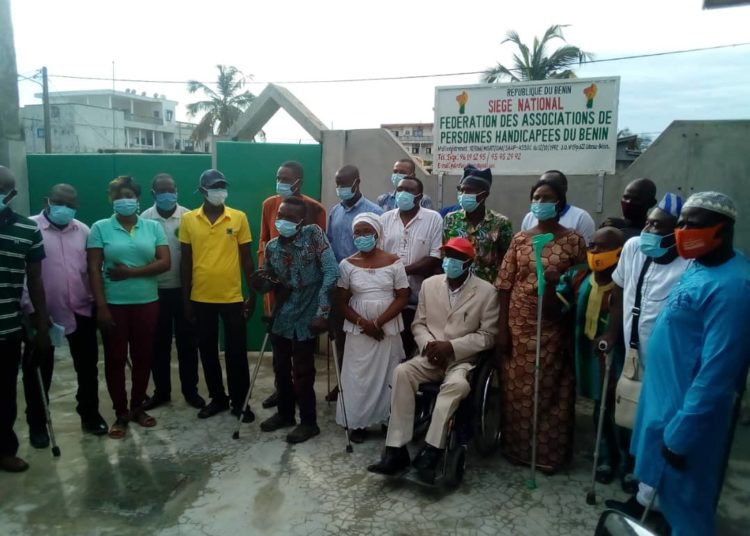 Handicap / Don de matériels de bureau et équipements: La FAPHB renforce les capacités opérationnelles de ses réseaux départementaux pour des interventions plus efficaces.