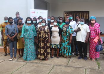 Projet « Voix et Leadership des Femmes de Oxfam au Bénin : Les groupes thématiques analysent la situation de la femme et formulent des recommandations