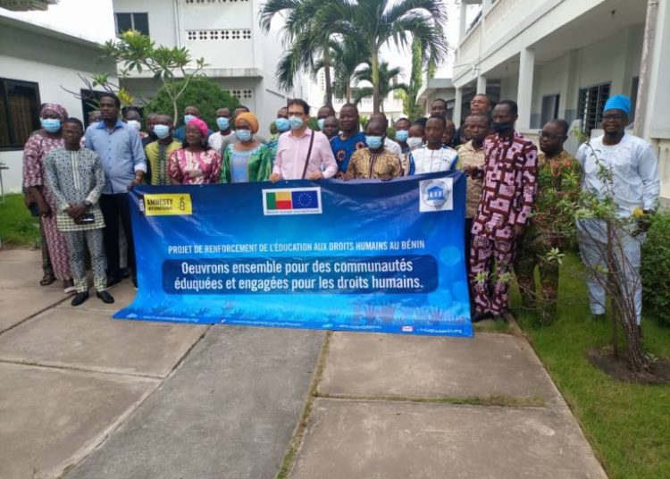 Bénin/Projet d’éducation aux droits humains : Amnesty International forme une trentaine de journalistes sur les techniques SDR