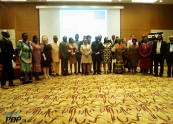 Promotion et protection des droits humains au Bénin : La CBDH publie un recueil de ses 100 premiers avis et 09 OSC reçoivent leurs chèques pour promouvoir les droits de l’homme à la base