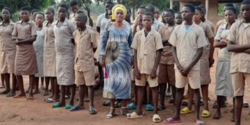 Éducation sexuelle sur l&rsquo;avortement clandestin en milieu scolaire: L&rsquo;ONG Mahougon sensibilise les élèves du CEG OLOGO à Adja Ouèrè