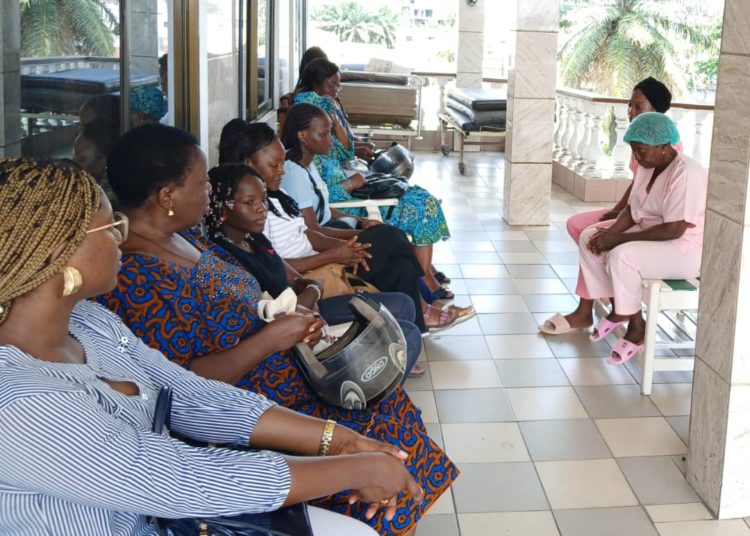 Organisation d’une séance de sensibilisation et dépistage du cancer du sein :L’ONG « Femme Dynamique Action » et la Fondation Achak unies pour vaincre le mal