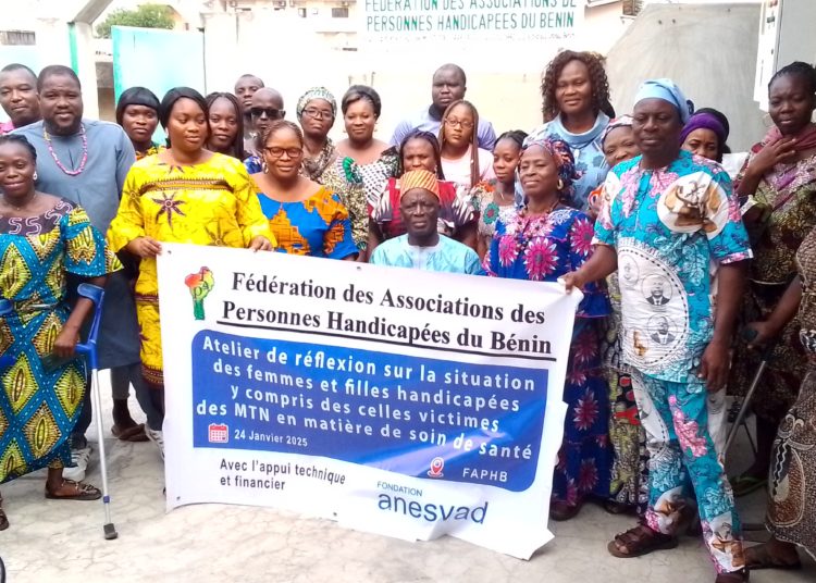 Formation en Santé Sexuelle et Reproductive dans les départements du Littoral et l&rsquo;Atlantique: La FAPHB forme les femmes handicapées sur les risques liés à la sexualité