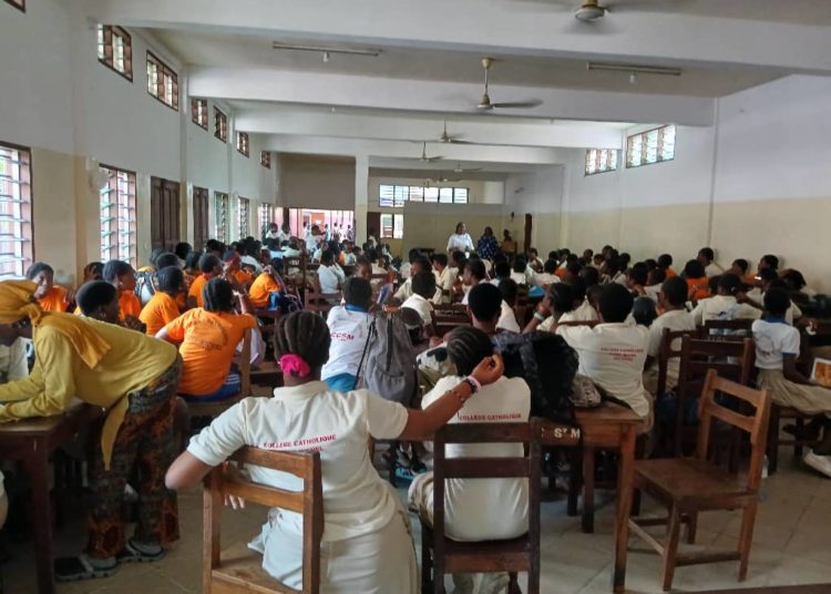 Harcèlement sexuel en milieu scolaire: L’ ONG Femme Dynamique Action et SID ONG outillent les jeunes sur les mécanismes de détection et sanctions pénales